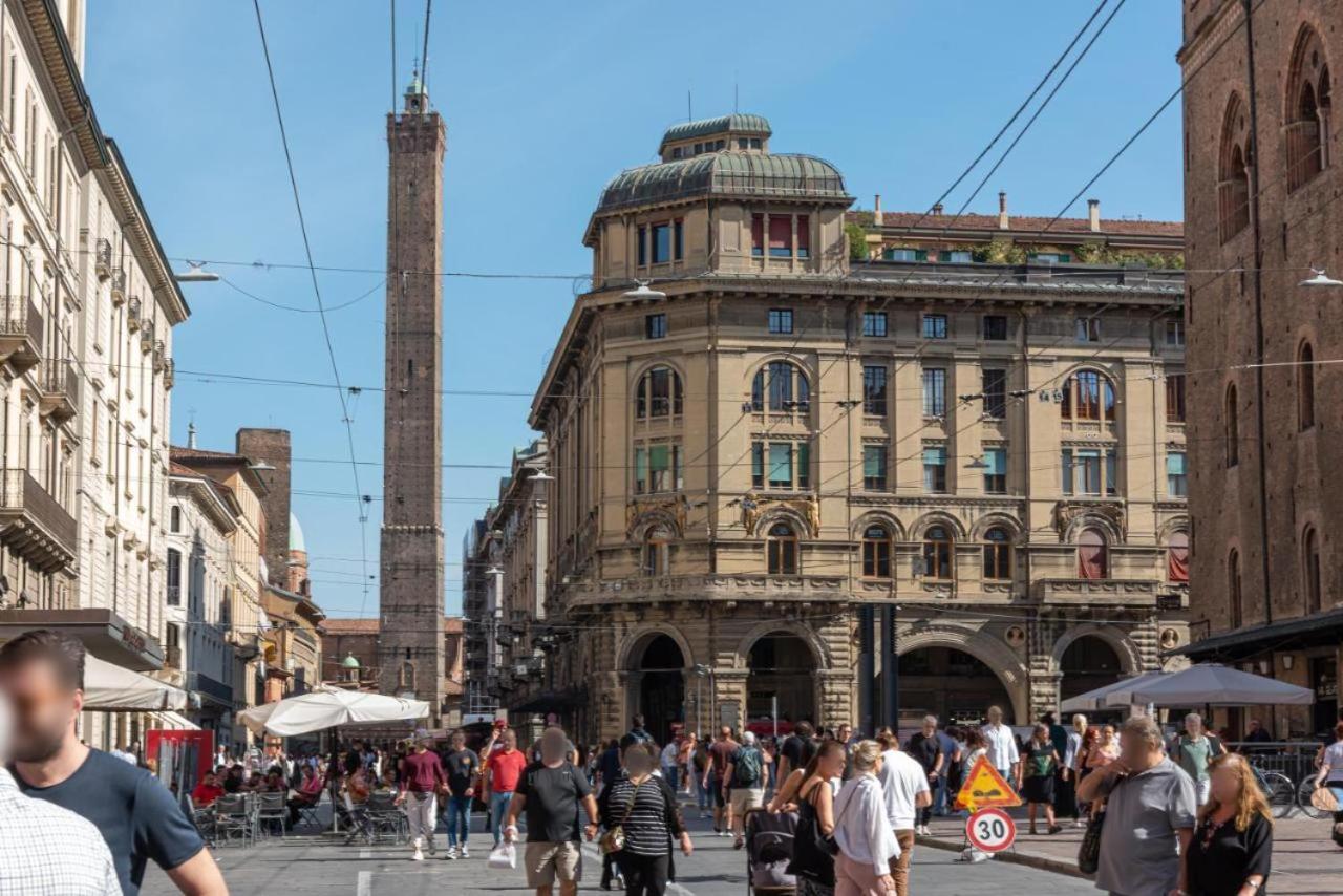 Nettuno Luxuryh - Bolognacentro Duomo Rooms And Suites Eksteriør billede